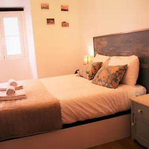 Appartamento In The Castle Of S Jorge, Lisbona