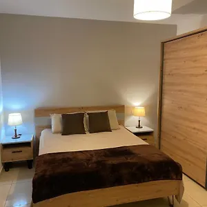 Spinola Bay - Beatiful 3-double Bed Near In Prime Location Appartamento San Giuliano